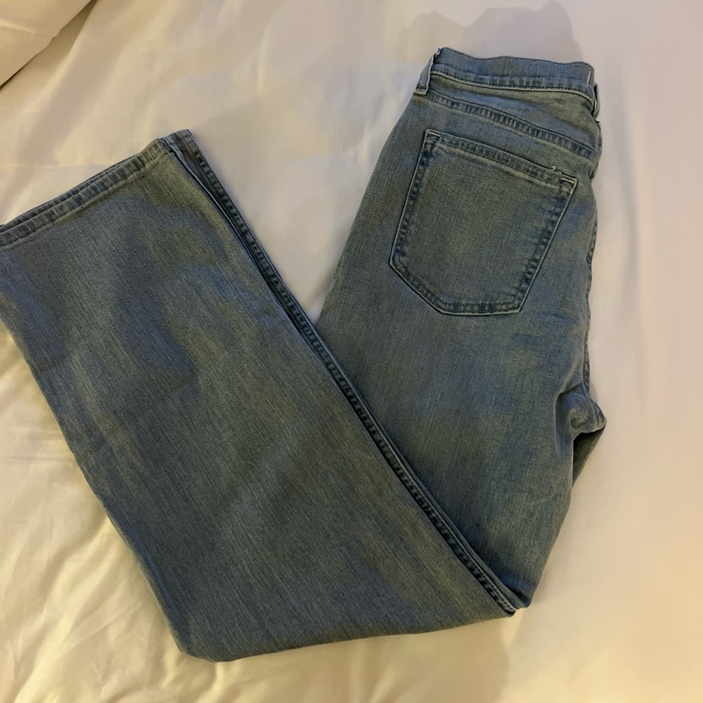 Abercrombie & Fitch Classic Light Wash High-Rise Jeans